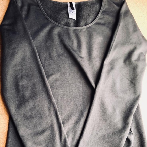 Tops - FLEECE LONG SLEEVE T.